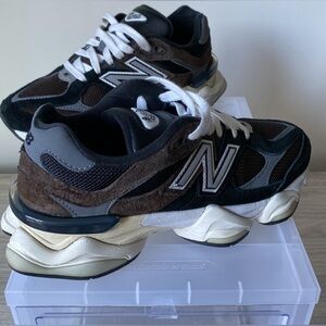 Brown New Balance 9060